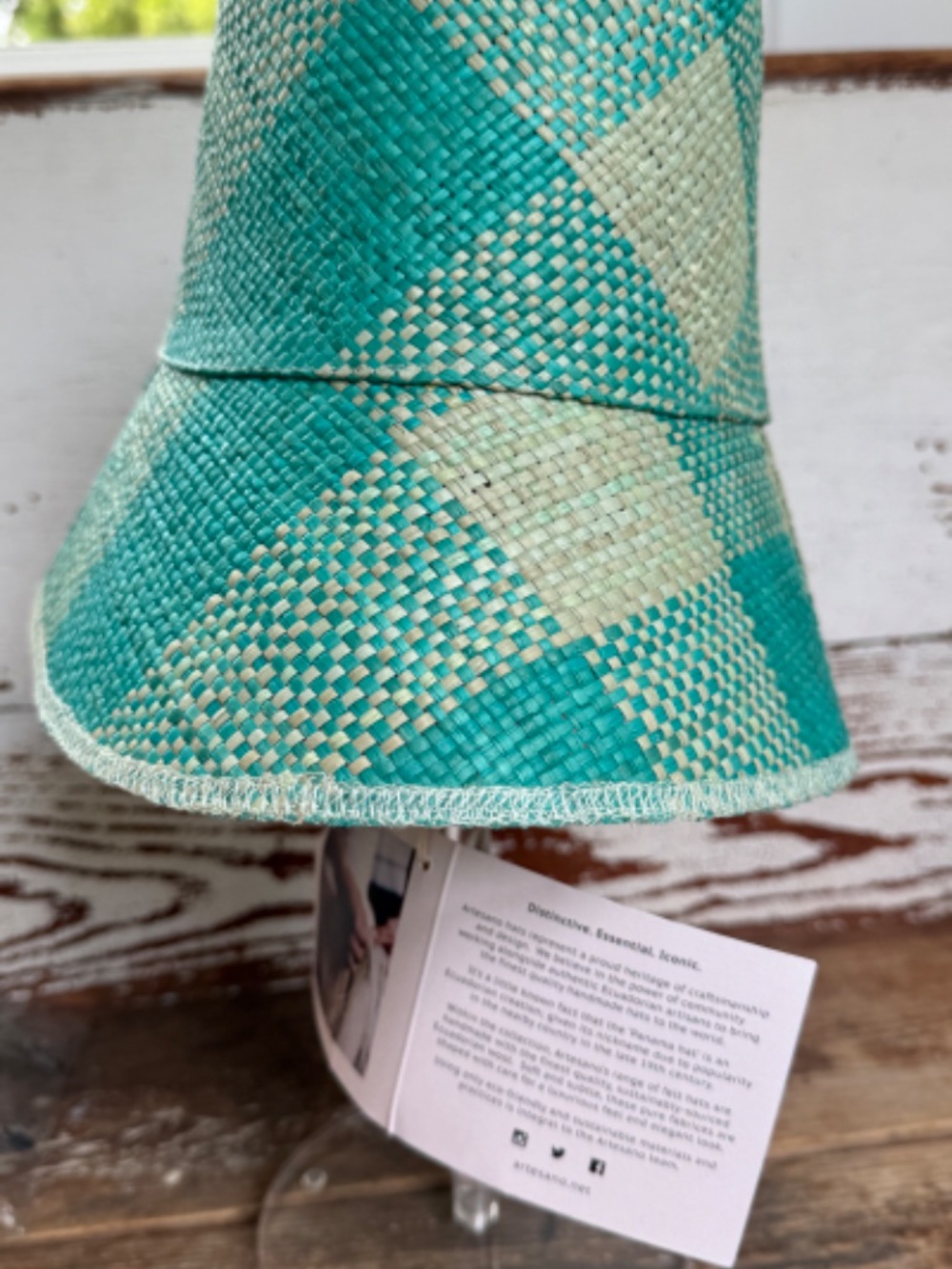 NWT $260 Artesano Blue Plaid Straw Bucket Hat Small - Picture 8 of 10